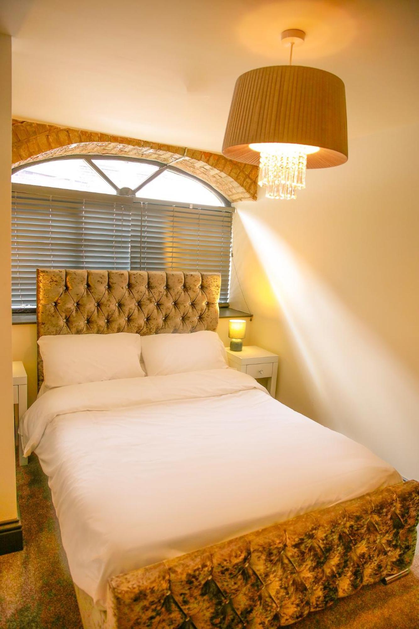 רוטרהאם The George Wright Boutique Hotel, Bar & Restaurant מראה חיצוני תמונה
