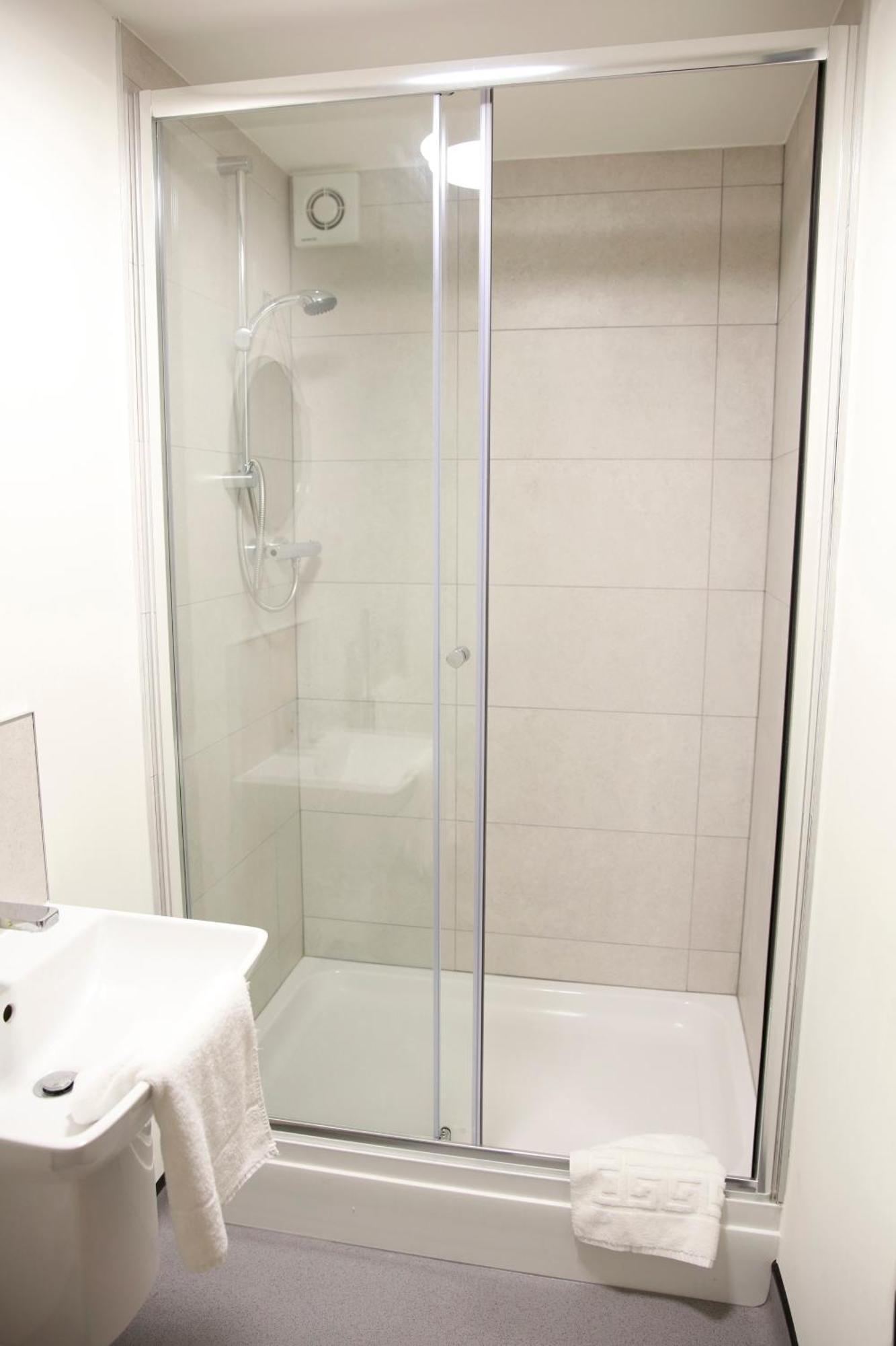 רוטרהאם The George Wright Boutique Hotel, Bar & Restaurant מראה חיצוני תמונה